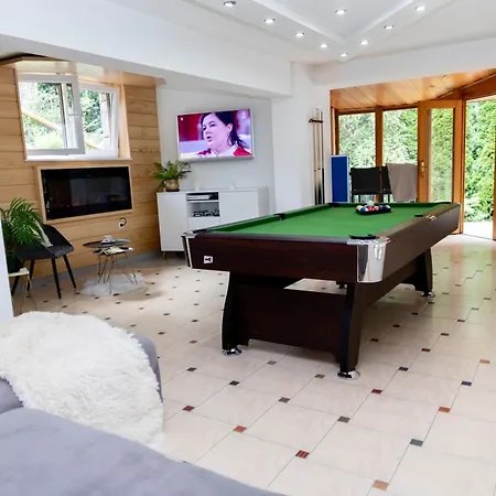 Chruslice-basen Sezon,sauna Villa