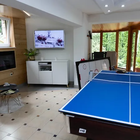 Chruslice-basen Sezon,sauna Nowy Sącz