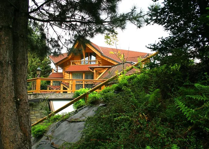 Chruślice-basen Sezon,sauna * Neu Sandez